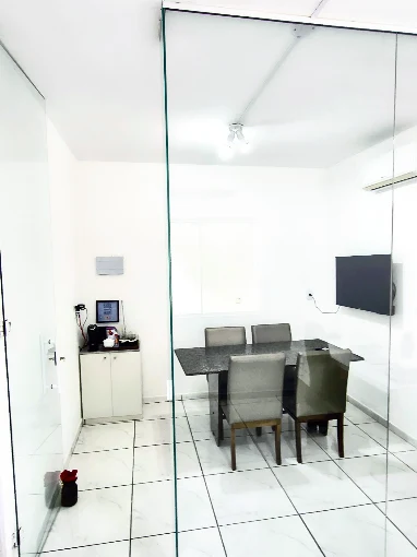 Sala de reunião do escritório da Terraço Condomínios
